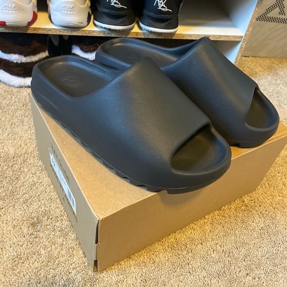Yeezy slide onyx - Picture 1 of 6